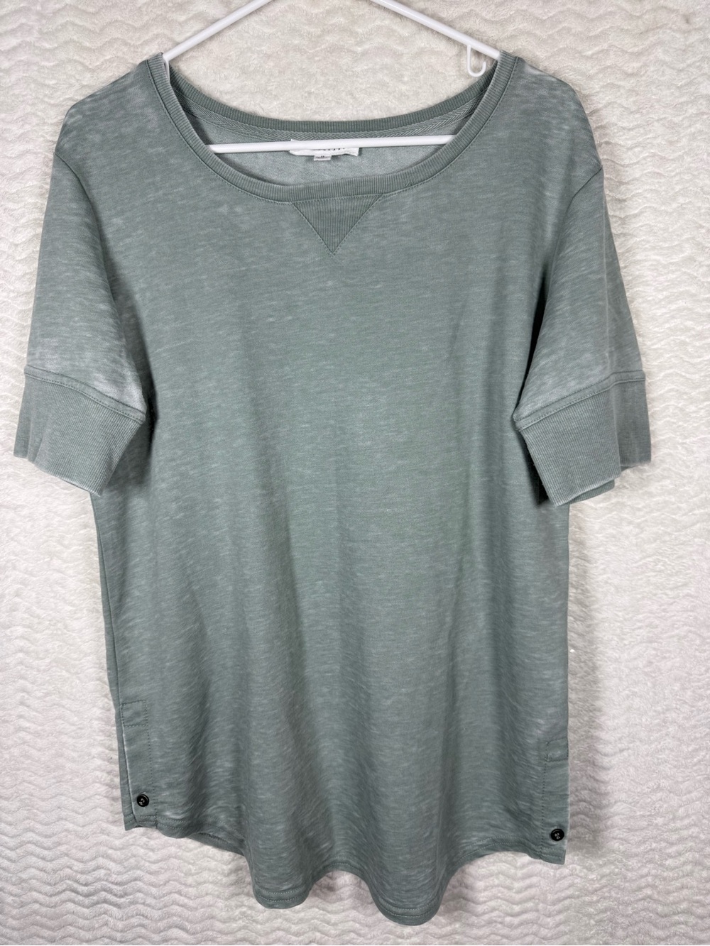 Jane and Delancey Short-Sleeve Tee in Sage Green